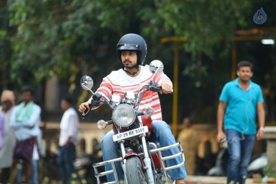 Kaadhali Movie New Photos - 18 of 21