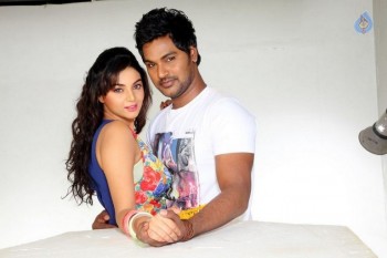 Kalai Vendham Tamil Film Photos - 35 of 37