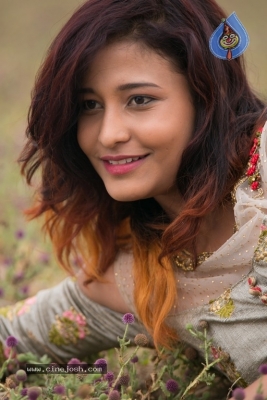 M6 Movie Working Stills - 6 of 15