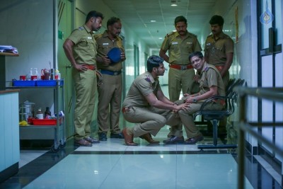 Maayavan Tamil Movie Photos - 21 of 21