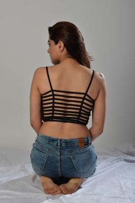 Magnet Movie Photos and Posters - 10 of 11