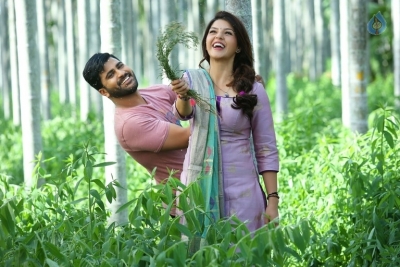 Mahanubhavudu Movie Photos - 1 of 3