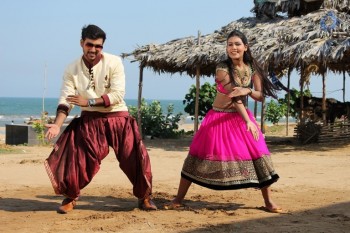 Money is Honey Movie Photos - 1 of 14