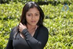 Mounamana Neram Tamil Movie Stills - 34 of 35