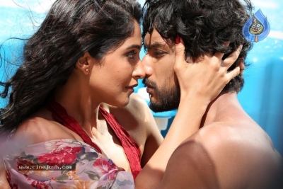 Mr Chandramouli Movie Latest Stills - 11 of 39