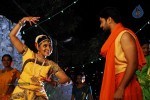 Nadhigal Nanaivathillai Tamil Movie Stills - 27 of 73