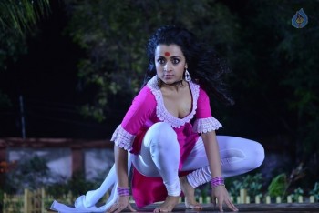 Nayaki Movie New Photos - 4 of 7