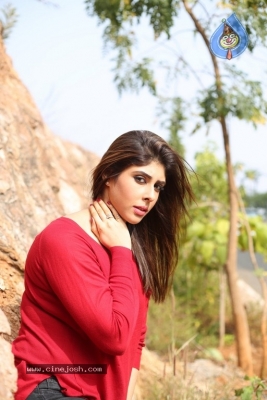 Nenu Kidnap Iyanu Movie Photos - 4 of 14