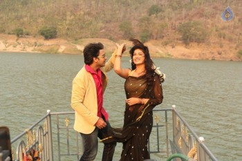 Nuvvu Nenu Osey Orey Posters and Photos - 4 of 18