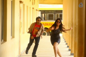 Nuvvu Nenu Osey Orey Posters and Photos - 9 of 18