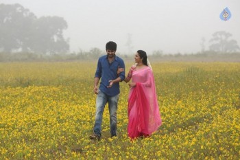 Oka Manasu Movie Photos - 13 of 34