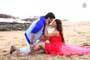 Pelliki Mundu Prema Katha Movie Posters and Photos - 6 of 13