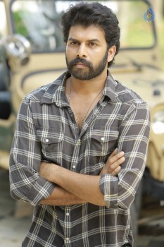 Pilla Rakshasi Movie New Pics - 2 of 20