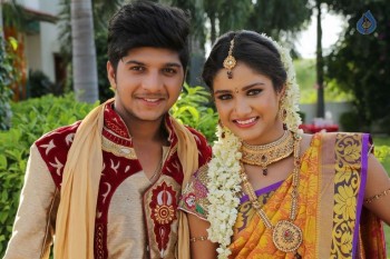 Plus 1 Movie Stills - 27 of 42