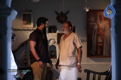 Poster Movie Stills - 14 of 25