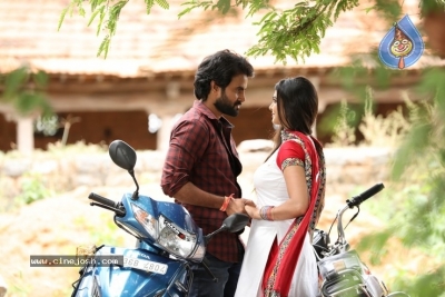 Poster Movie Stills - 4 of 21