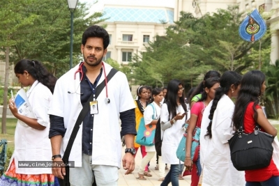 Pottu Tamil Movie Stills - 3 of 33