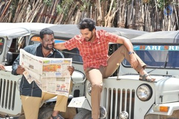 Right Right Movie New Photos - 9 of 21