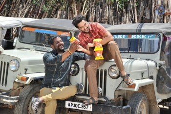 Right Right Movie New Photos - 10 of 21