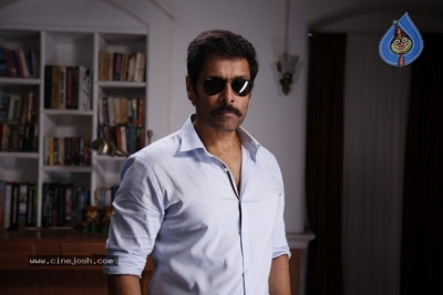 Saamy Square Movie Photos - 12 of 17