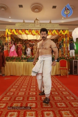 Saamy Square Movie Stills - 2 of 6