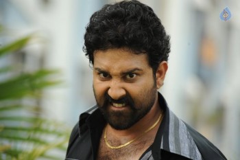 Siva Balaji in Snehamera Jeevitham - 1 of 5