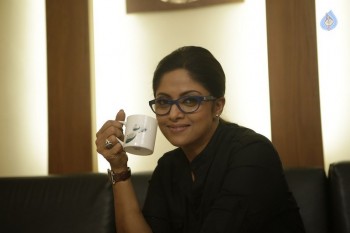 Thiraikku Varatha Kathai Tamil Movie Photos - 24 of 60