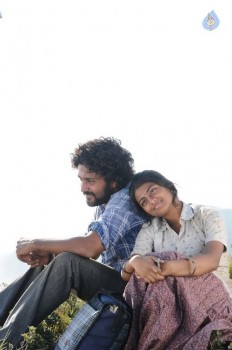 Tholipremalo Movie Photos - 7 of 21