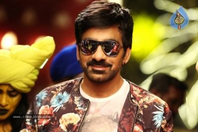 Touch Chesi Chudu Photos and Posters - 10 of 33