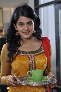 Valeba Raja Tamil Film Photos - 13 of 18