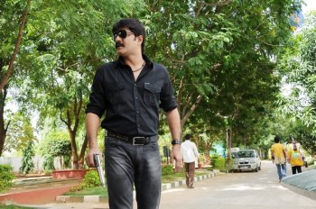 Veediki Dookudekkuva Movie Photos - 25 of 54