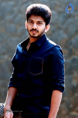 Yemaali Tamil Movie Stills - 2 of 21