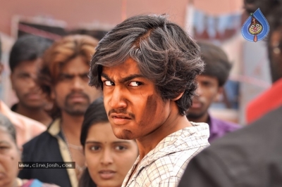 Yevadu Takkuva Kadu Movie Stills - 1 of 6