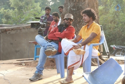 Yours Lovingly Movie Photos and Posters - 4 of 40