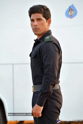 Yuddha Bhoomi Movie New Stills - 4 of 11