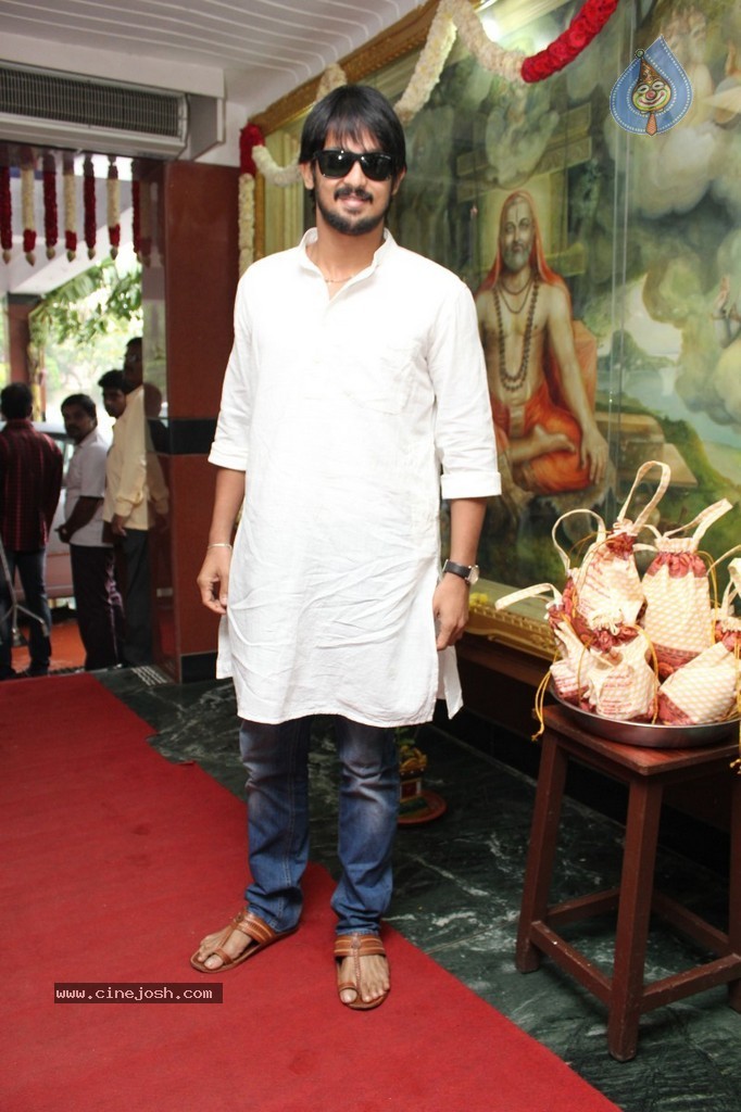 4 Frames Kalyanam Sashtipoorthi Function - 11 / 167 photos