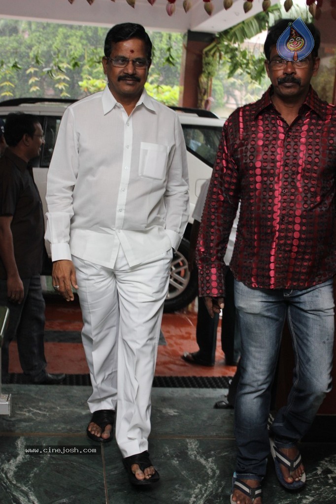 4 Frames Kalyanam Sashtipoorthi Function - 64 / 167 photos