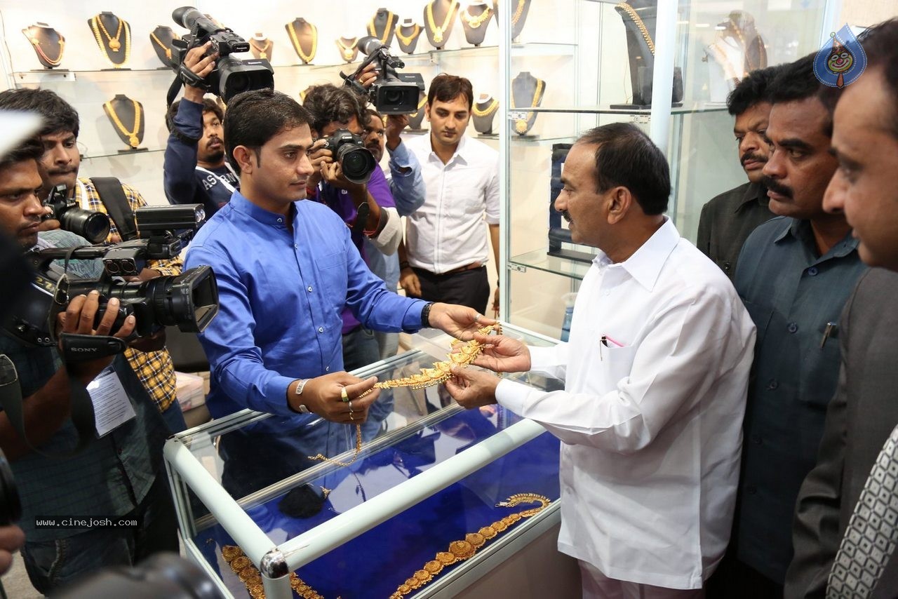 8th Hyderabad Jewellery n Gem Fair - 30 / 109 photos