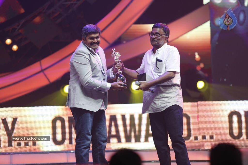 9th Vijay Awards Function Photos - 21 / 21 photos
