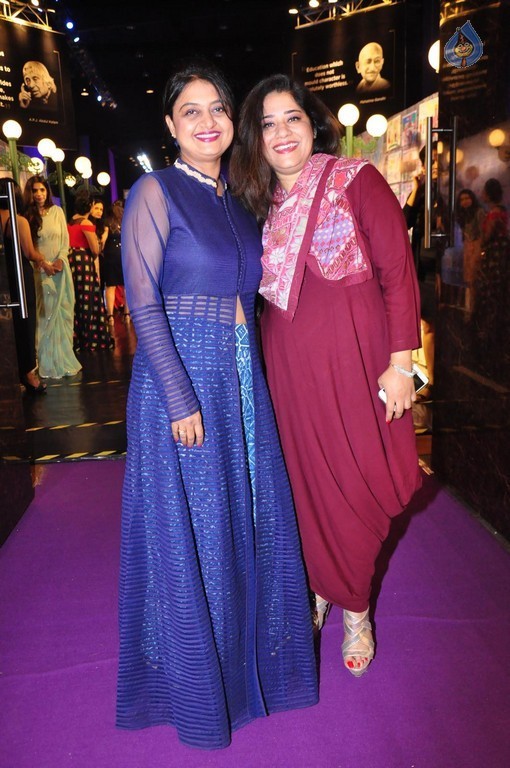 A Black Tie Charity Food For Change Event - 11 / 63 photos