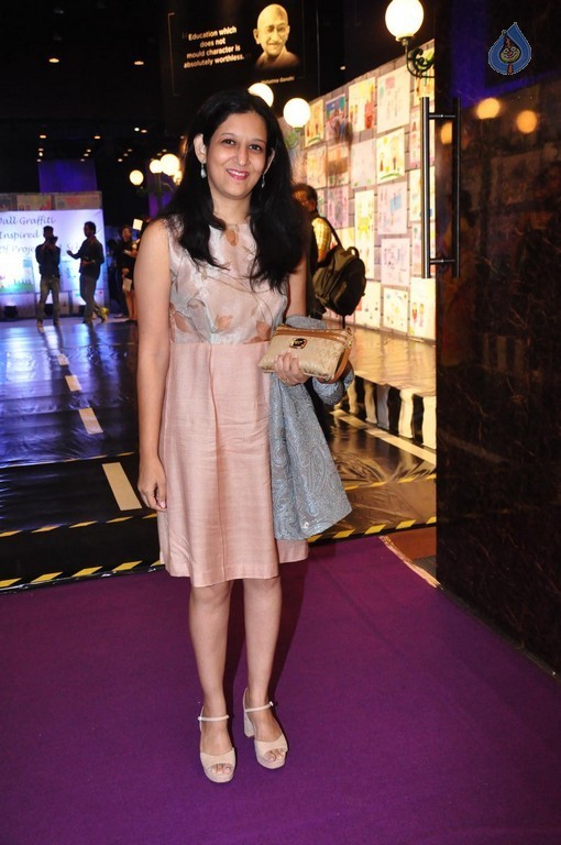 A Black Tie Charity Food For Change Event - 15 / 63 photos