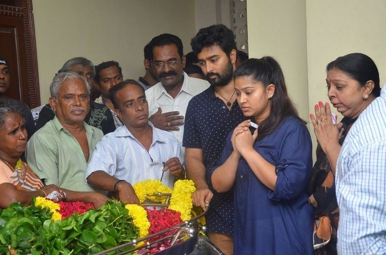 Aachi Manorama Condolences Photos - 135 / 165 photos