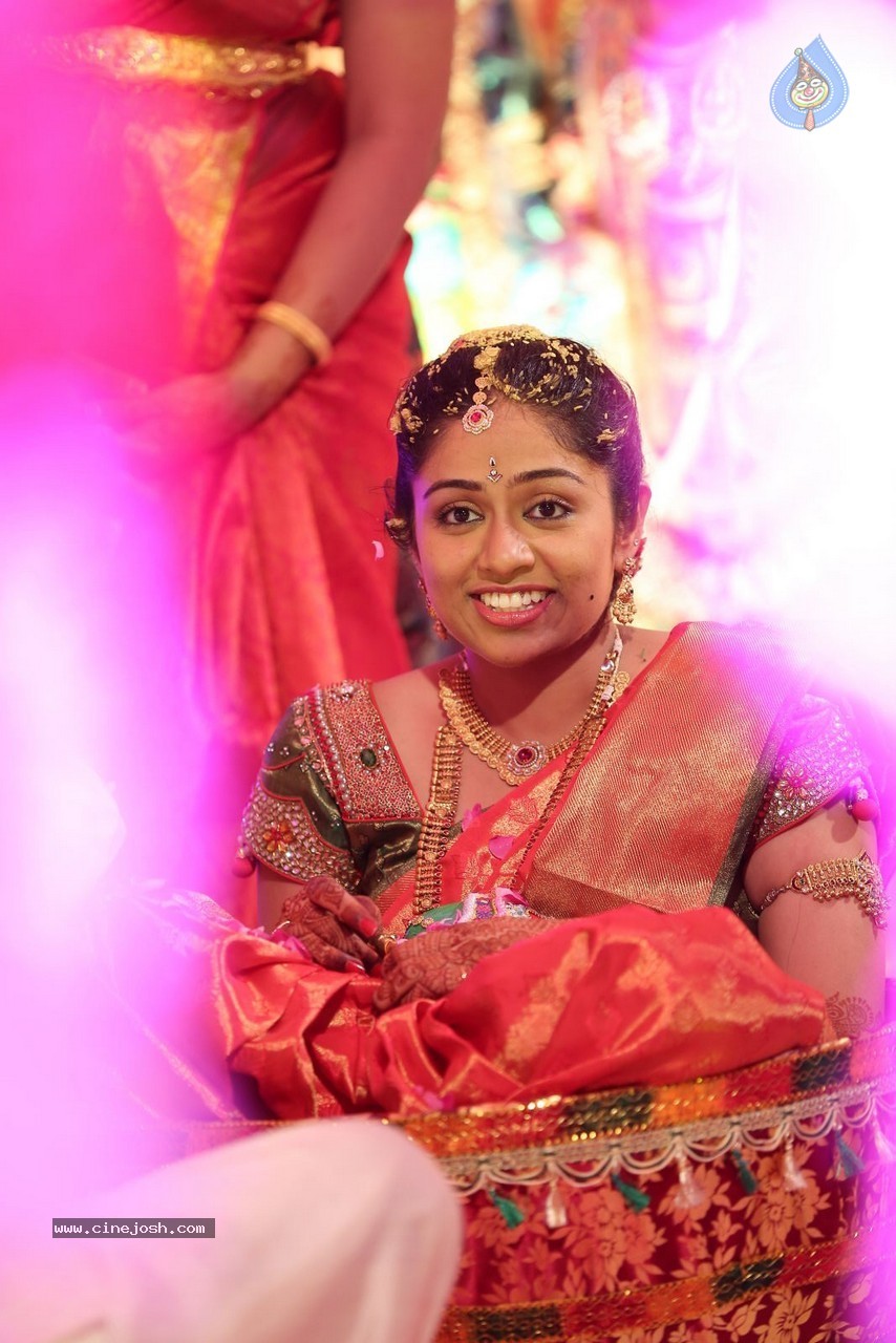 Aadi and Aruna Wedding Photos - 59 / 76 photos