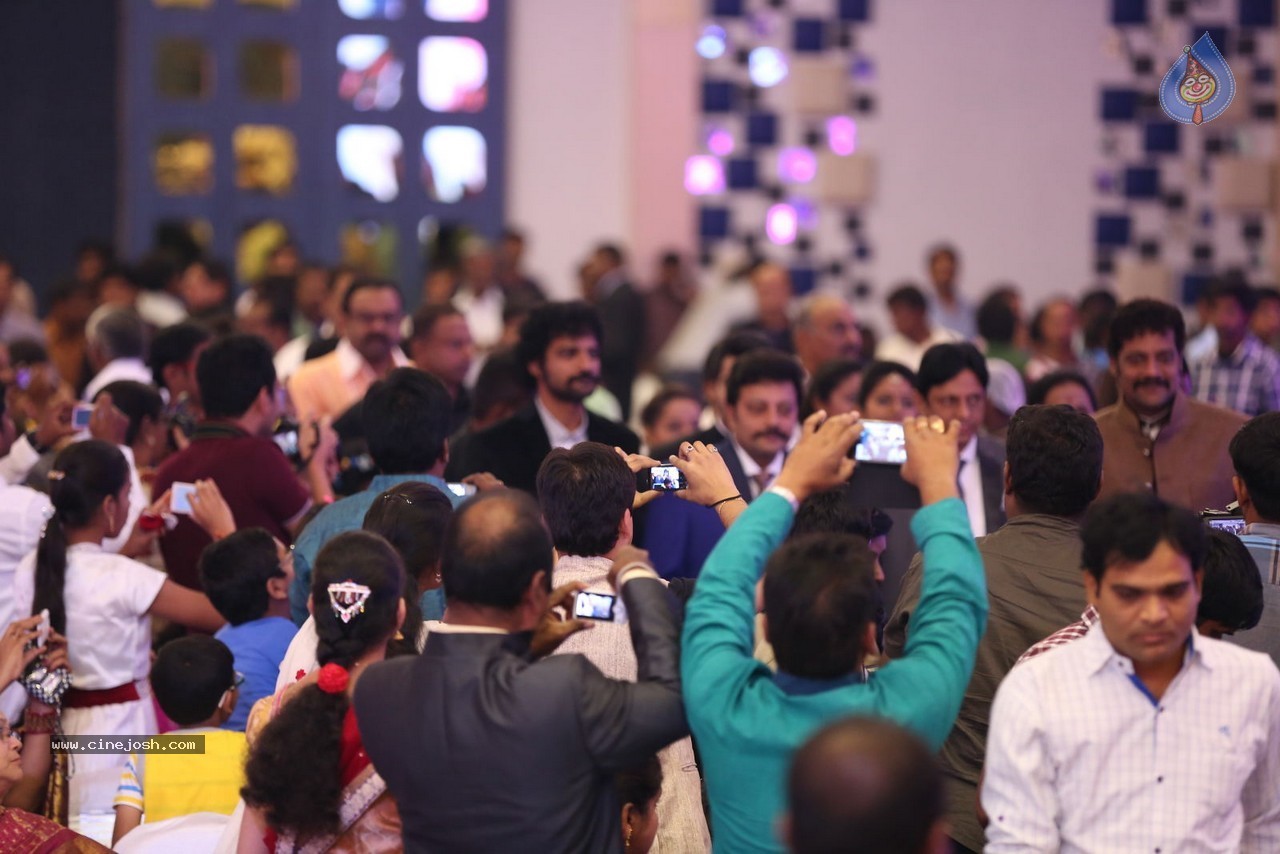 Aadi and Aruna Wedding Reception 01 - 41 / 119 photos