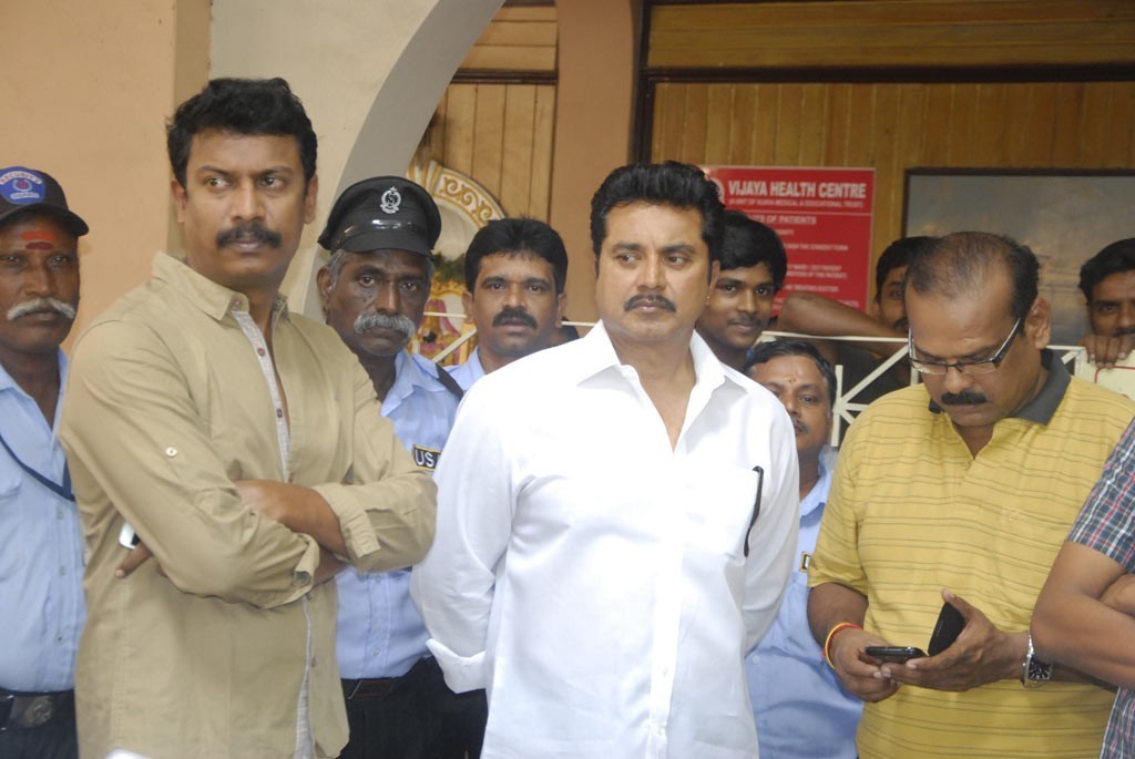 Kadhal Dhandapani Condolence Photos - 29 / 56 photos