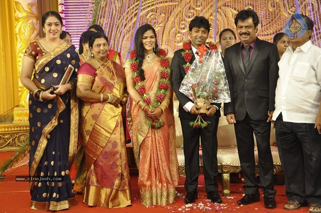 Actor Pandiarajan Son Wedding Reception - 15 / 102 photos