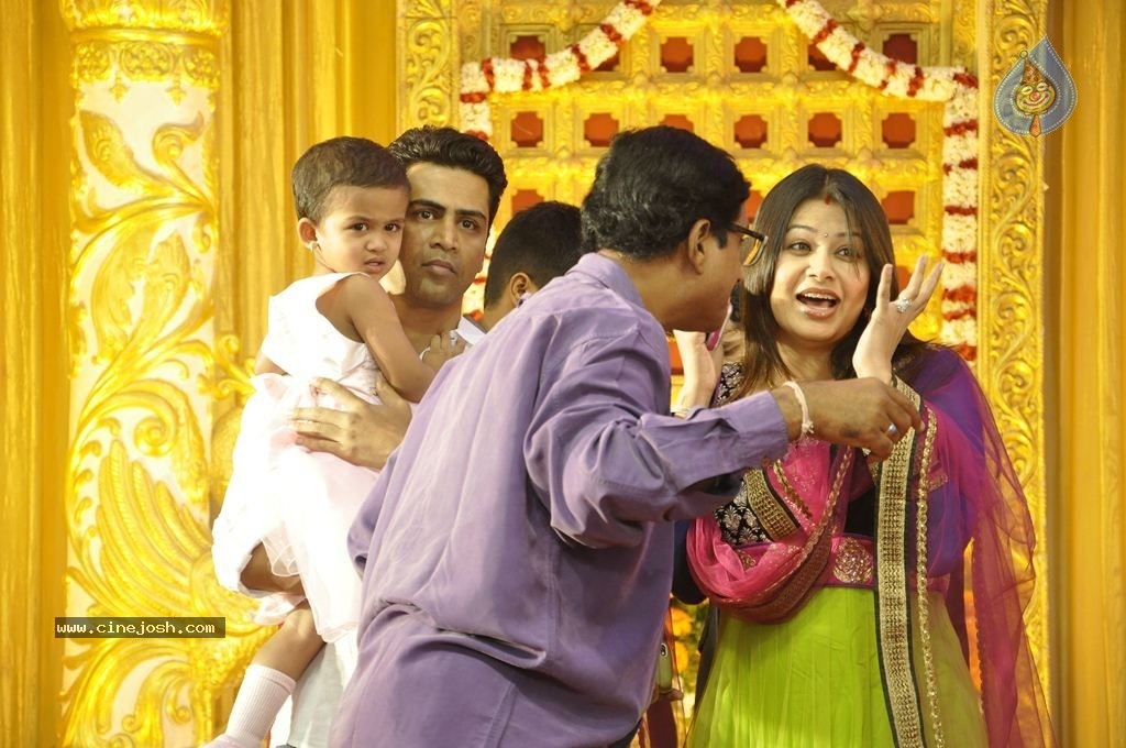 Actor Pandiarajan Son Wedding Reception - 44 / 102 photos