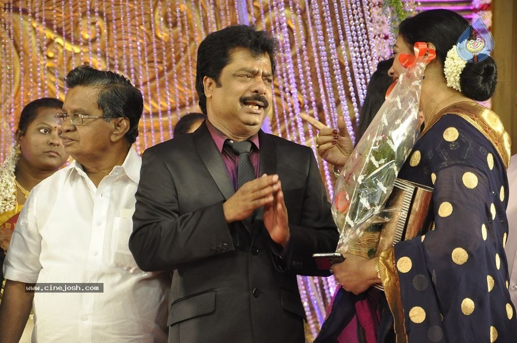 Actor Pandiarajan Son Wedding Reception - 82 / 102 photos