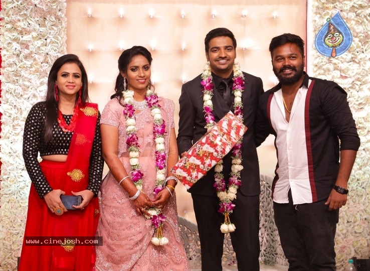 Actor Sathish - Sindhu Wedding Reception Stills - 11 / 105 photos