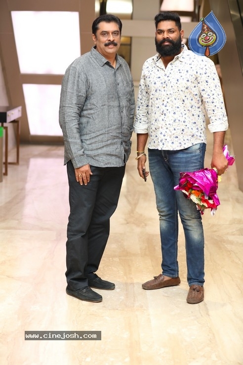 Actor Sathish - Sindhu Wedding Reception Stills - 74 / 105 photos